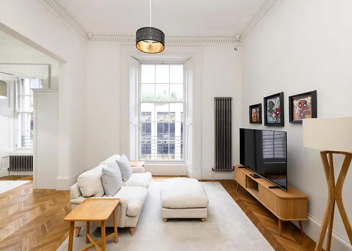 Joivy Modern Studio In Edinburgh West End
