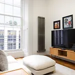 Joivy Modern Studio In Edinburgh West End